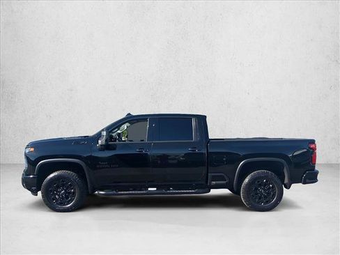 Used 2024 Chevrolet Silverado 2500 LTZ w/ LTZ Plus Package AWD/4WD image 8
