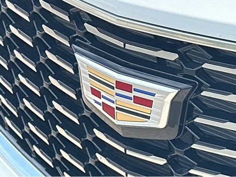 Certified 2023 Cadillac XT4 Luxury FWD image 37