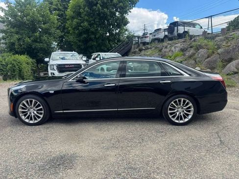 Used 2018 Cadillac CT6 Luxury AWD/4WD image 3