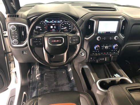 Used 2021 GMC Sierra 1500 AT4 w/ AT4 Premium Package image 9