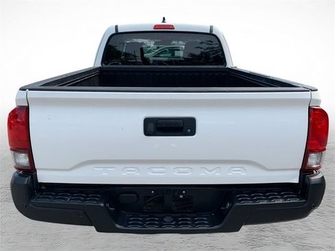 Used 2021 Toyota Tacoma SR RWD image 4