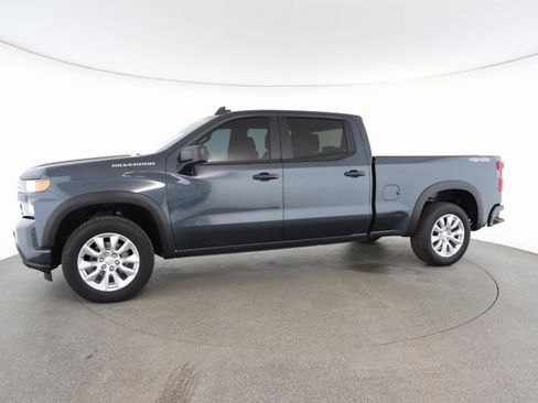 Used 2021 Chevrolet Silverado 1500 Custom w/ Safety Confidence Package image 4