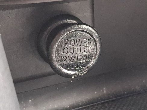 Used 2013 Subaru Legacy 2.5i Premium image 24