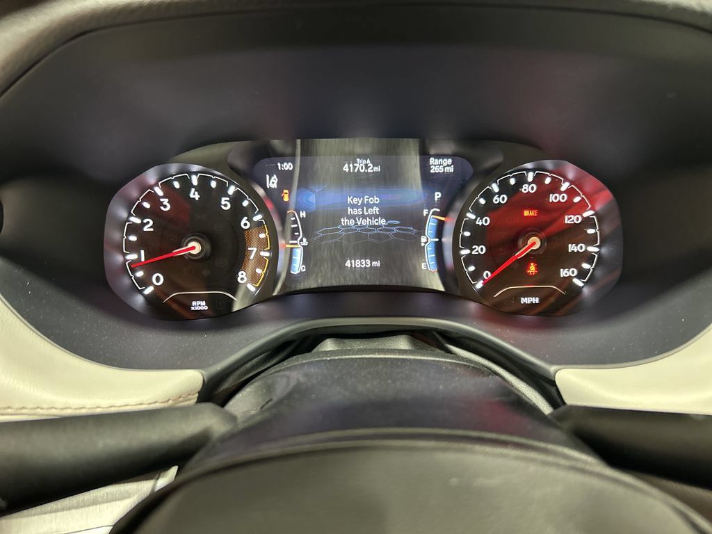 Used 2025 Jeep Compass Limited AWD/4WD image 9