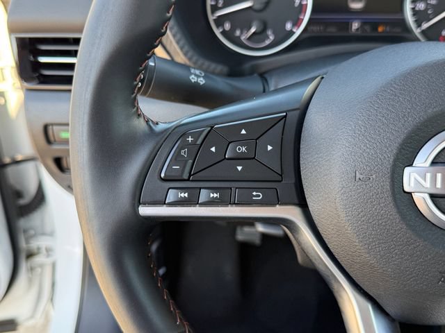 Used 2025 Nissan Sentra SR FWD image 15