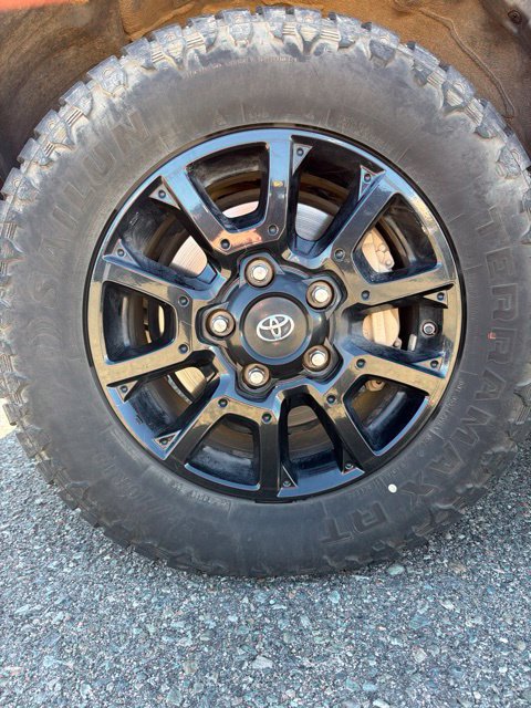 Used 2019 Toyota Tundra SR5 w/ SX Package AWD/4WD image 7