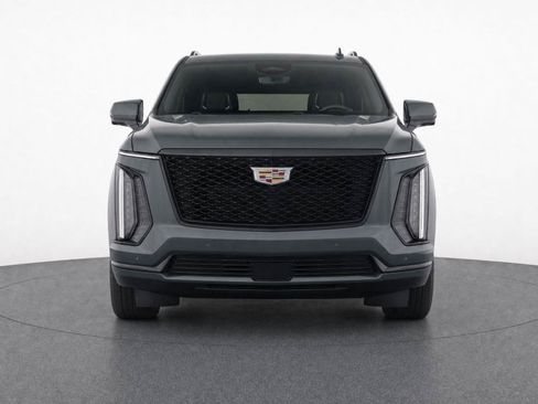 Certified 2025 Cadillac Escalade Sport AWD/4WD image 4