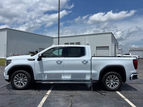 New 2026 GMC Sierra 1500 Denali AWD/4WD image 2