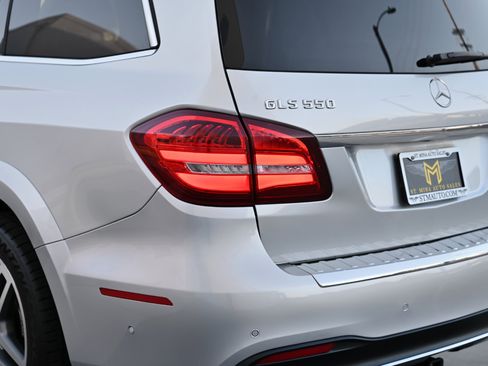 Used 2017 Mercedes-Benz GLS 550 4MATIC image 35