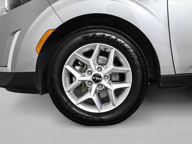 Used 2024 Kia Soul LX w/ Option Group 015 FWD image 23
