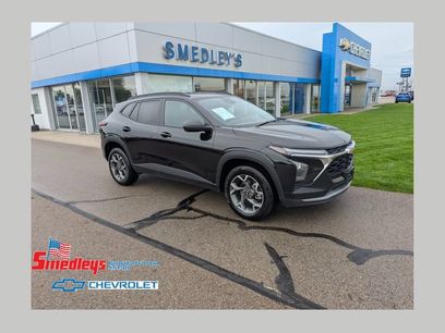 Used 2025 Chevrolet Trax LT