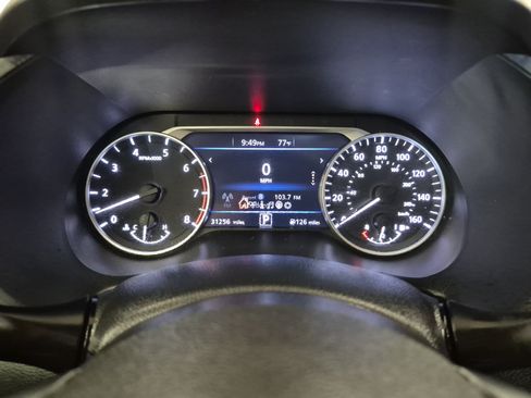 Used 2025 Nissan Sentra SR FWD image 22