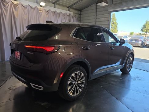 Used 2024 Buick Envision Preferred AWD/4WD image 3