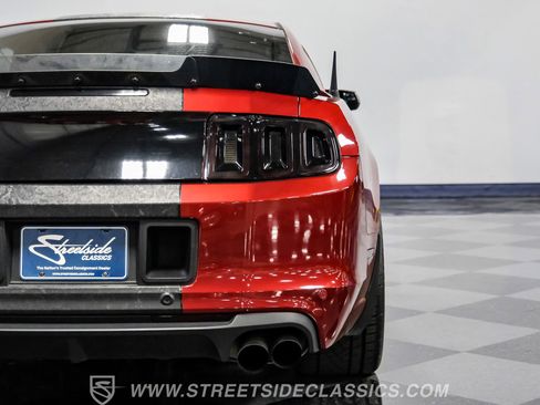 Used 2014 Ford Mustang GT Premium image 25