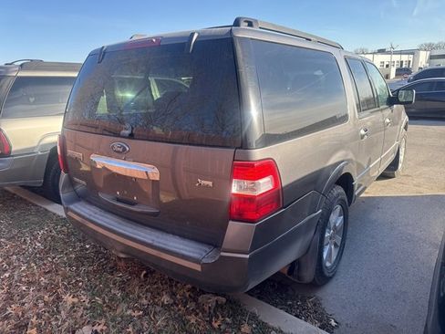 Used 2010 Ford Expedition EL XLT image 6