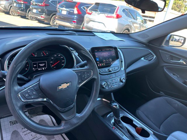 Used 2020 Chevrolet Malibu LT FWD image 18