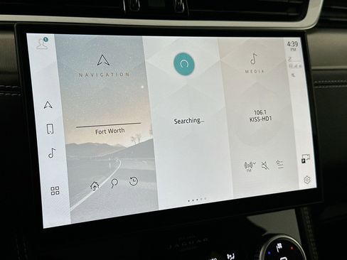 Used 2025 Jaguar F-PACE R-Dynamic S image 17