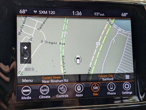 Used 2020 Jeep Grand Cherokee Altitude RWD image 13