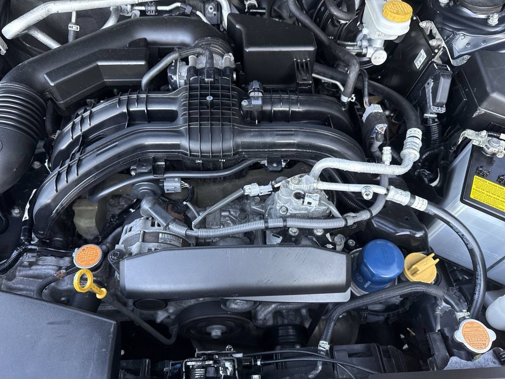 Used 2022 Subaru Crosstrek 2.0i AWD/4WD image 17