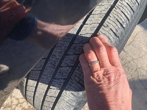 Used 2012 Ford Expedition XLT image 13