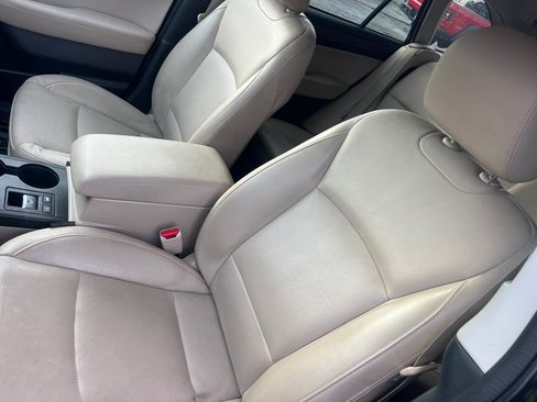 Used 2017 Subaru Outback 2.5i Limited AWD/4WD image 11