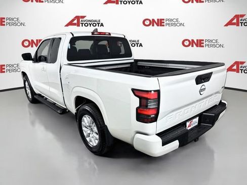 Used 2024 Nissan Frontier SV w/ SV Convenience Package RWD image 5