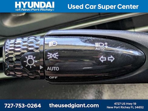 Certified 2024 Hyundai Elantra SE FWD image 27