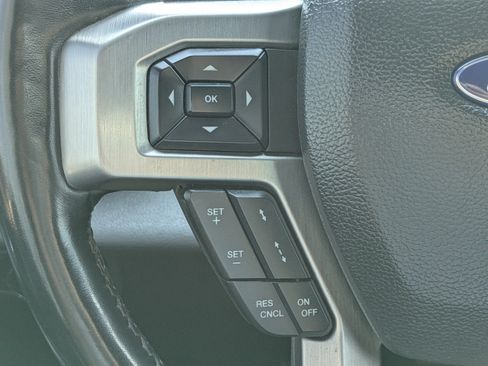 Used 2022 Ford F350 Platinum AWD/4WD image 23