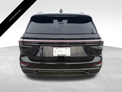 Used 2024 Lincoln Nautilus Reserve w/ Equipment Group 202A image 5