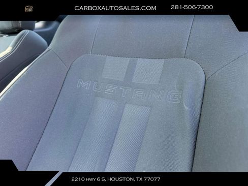 Used 2018 Ford Mustang GT w/ Black Accent Package RWD image 17