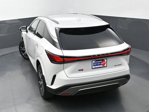 Used 2023 Lexus RX 350 Premium image 34