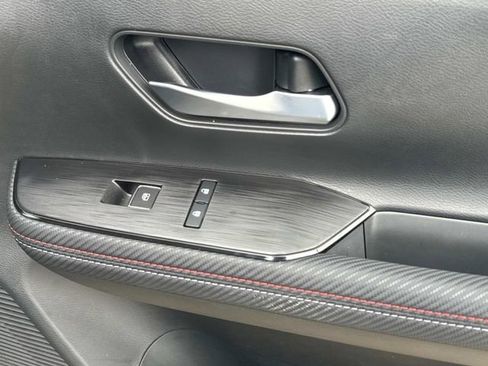Used 2025 Nissan Kicks SR FWD image 20