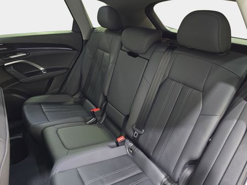 Certified 2025 Audi Q5 Premium Plus w/ Premium Plus AWD/4WD image 14