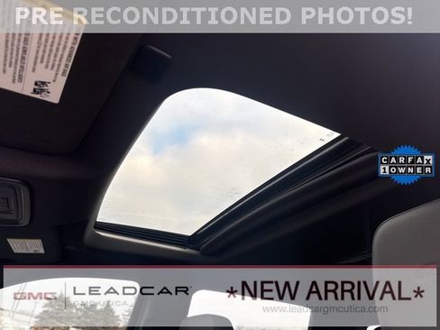 Used 2024 GMC Sierra 2500 AT4 w/ AT4 Premium Plus Package image 18