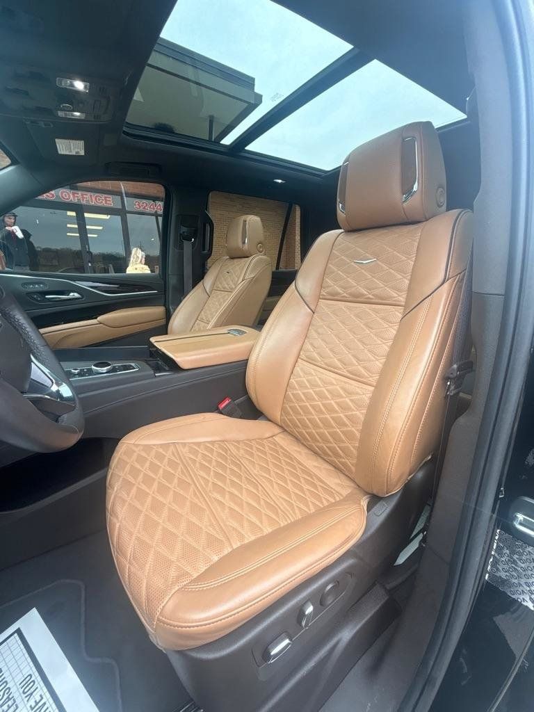 Used 2023 Cadillac Escalade Sport w/ Touring Package RWD image 11