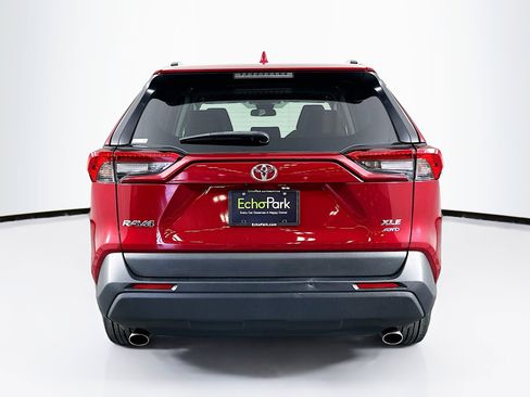 Used 2019 Toyota RAV4 XLE w/ Convenience Package AWD/4WD image 7