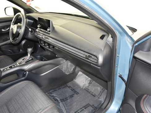 Certified 2024 Honda HR-V Sport image 40