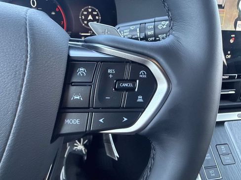 Used 2026 Lexus GX 550 w/ Accessory Package (2T) AWD/4WD image 18