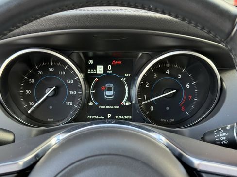 Used 2020 Jaguar F-PACE Prestige image 20