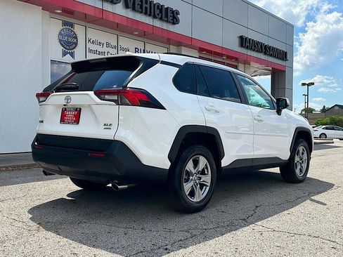 Certified 2025 Toyota RAV4 XLE w/ Convenience Package AWD/4WD image 6