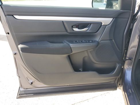 Used 2020 Honda CR-V LX image 30
