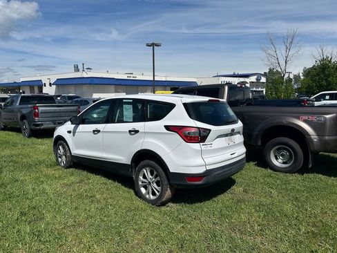 Used 2017 Ford Escape S FWD image 3