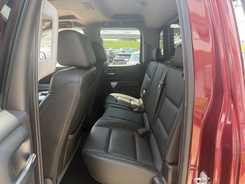 Used 2017 Chevrolet Silverado 1500 LTZ Z71 AWD/4WD image 31