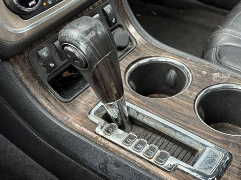 Used 2015 GMC Acadia Denali image 20