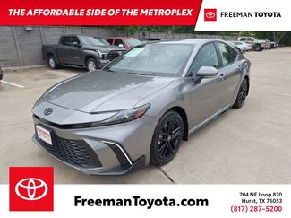 Used 2025 Toyota Camry SE w/ Convenience Package FWD video 1