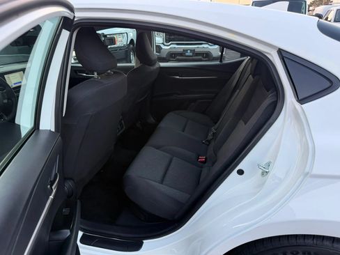 Used 2025 Toyota Camry LE FWD image 31