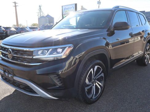 Used 2023 Volkswagen Atlas SEL image 1