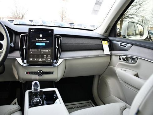 New 2026 Volvo XC90 B6 Ultra w/ Protection Package AWD/4WD image 21