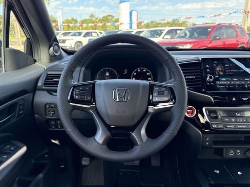 New 2026 Honda Ridgeline Black Edition image 17