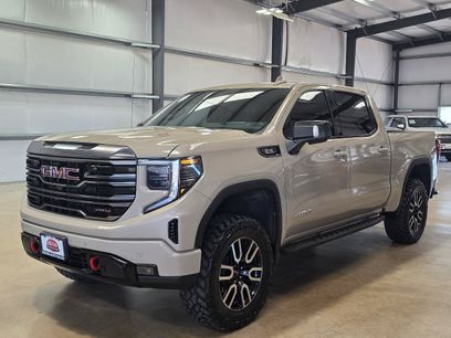 Used 2022 GMC Sierra 1500 AT4 w/ AT4 Premium Package